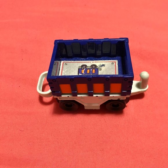 Mattel Geo Tracks - 1 locomotive and 2 freight cars - Picture 6 of 14